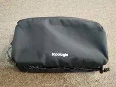 topologie 黒 サコッシュ