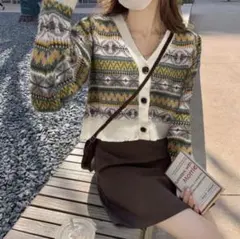 【最短当日配送♥️送料無料】フェアアイル柄Vネックショート丈ニットカーディガン