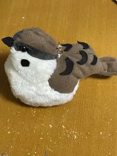 ハンドメイド　スズメさん　キーホルダー