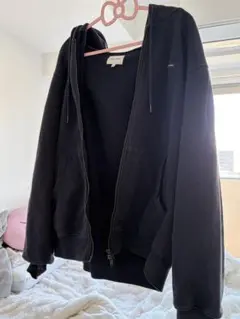 ネバザ　ネイビー　ジップアップパーカー