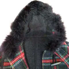 ファー付きダッフルコート 黒と赤のチェック柄 　Мサイズ