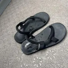 モンベル　ソックオンサンダル