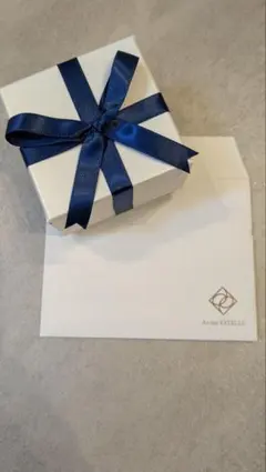 K10WG ブルートパーズピアス