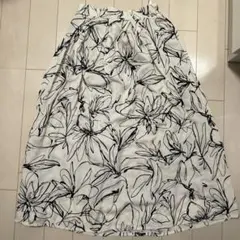 お値下げします！　フラワープリント フレアスカート Mサイズ