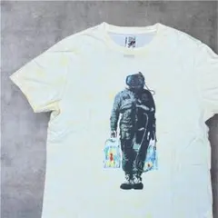 【極美品】GUESS Banksy Spaceman M ゲス バンクシー