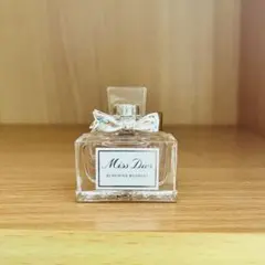 DIOR ミスディオールブルーミングブ ーケオードゥトワレ 5ml