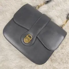 GUCCI　ハンドバッグ　ターンロック　ボックス　2way 　レザー 3室