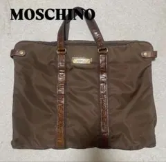 【美品】MOSCHINO ガーメンドバッグ　ブラウン　一部レザー使用のサムネイル