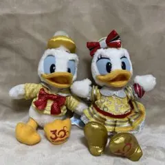 ドナルド＆デイジーダック　バッチ　キーホルダー