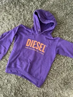 DIESEL フード付き紫トレーナー