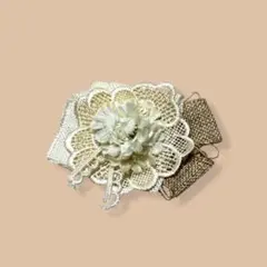 フラワーレースリボンバレッタ ヘアアクセサリー 花 ガーリー ベージュホワイト白