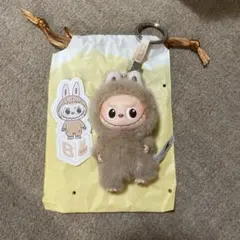 ラブブ LABUBU イニシャル ぬいぐるみ B