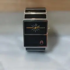 新品電池　超希少　NIXON MAX AND RELAX THE CHALETのサムネイル