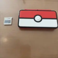 ポケモンボールデザイン New 2DS LL 本体　マリオカートカセット付き