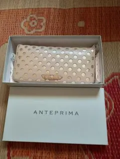 ANTEPRIMA 長財布 ラウンドファスナー ドット柄のサムネイル
