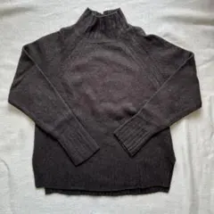 グリーンレーベルリラクシング　ハイネックニット