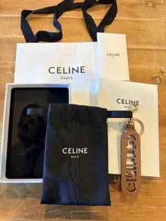 CELINE セリーヌ パンチングキーリング キーホルダー 美品 高島屋購入のサムネイル