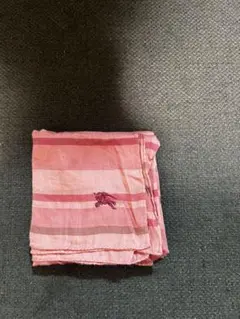 バーバリー　ピンク系ストライプ刺繍ハンカチ