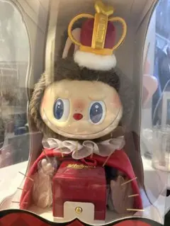 S*〜様 POP MART The Monsters 王冠付きぬいぐるみ
