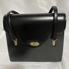 年代物　黒のハンドバッグ 3コンパートメント