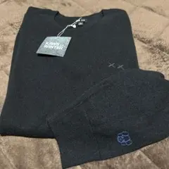 ユニクロ☆KAWS☆カシミヤクルーネック☆黒L