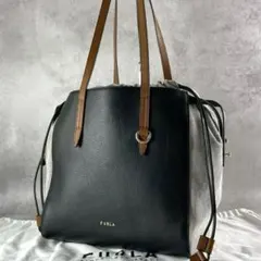 近年 希少 極美品 フルラ NET Mサイズ 巾着 トートバッグ 肩掛け 異素材 近年 希少 極美品 フルラ NET Mサイズ 巾着 トートバッグ 肩掛け 異
