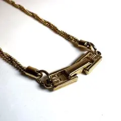 Item thumbnail for item aff440cb-d6ca-4dd4-9cee-27515434218d