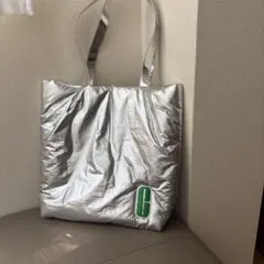 美品　CLINIQUE ノベルティシルバー トートバッグ　シルバーのサムネイル