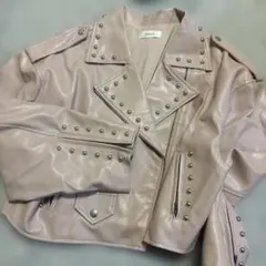 Darich スタッズ付きライダースジャケット　ダーリッチ　ピンクのサムネイル