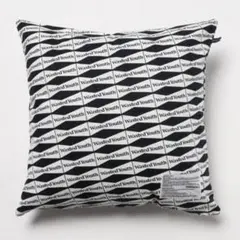 2025年最新】verdy クッションの人気アイテム - メルカリ