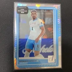 ウルグアイ代表 Ronald Araújo カード Panini Donruss
