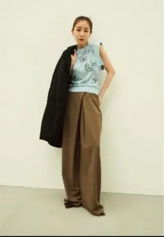 新品♡MINAMI TANAKA×CLANE SLASH TUCK SLACKS - メルカリ