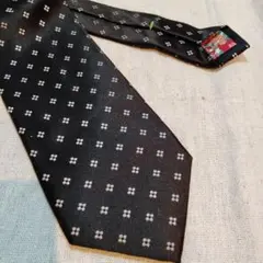 Item thumbnail for item edf282d6-ee3f-480b-9d1d-632ec6d80b05