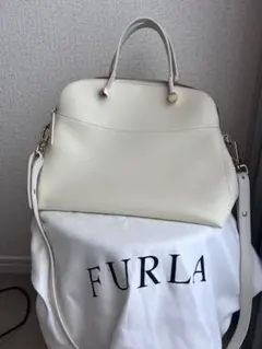 ♡*様 FURLA ホワイト ショルダーバッグ