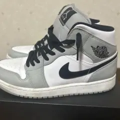 aj1 ライトスモークグレー