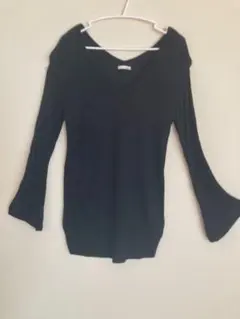 RESEXY ブラック Vネックセーター