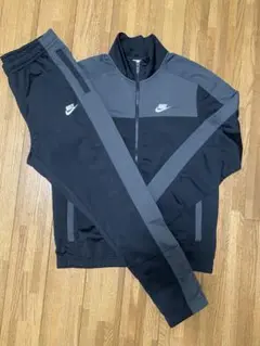 美品Nike ナイキ、ジャージ Mサイズ　ブラック/グレー