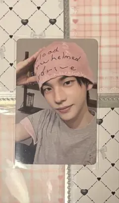 TWS シニュ playhard yzy 中華 heartbeat トレカ