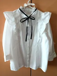 【新品】C.O.L.Z.A ホワイト フリルブラウス　 M　黒のリボン　七分袖