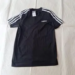 adidas 黒 Tシャツ 150