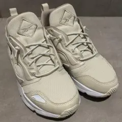 Reebok フューリーライト　ホワイト　23.5㎝