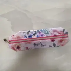 花柄ピンク系ポーチ