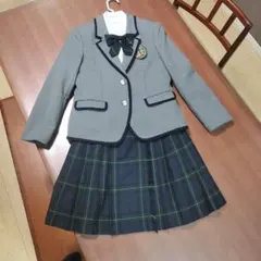 BEAMS　150 グレーのブレザーとスカートセット