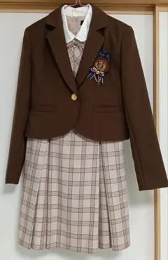 大泉小鳩幼稚園　制服　女の子　120 大泉小鳩幼稚園 制服 女の子 120 - メルカリ