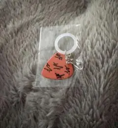 MOA CON JAPAN]GUITAR PICK CHARM テヒョン