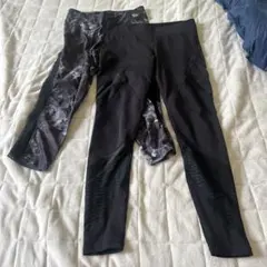 H&M OYSHO スポーツレギンスのサムネイル