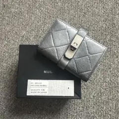 M.U.L. エムユーエル カードケース シルバー キルティング型押し 