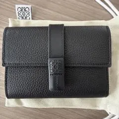 LOEWE バーティカル ウォレット スモール未使用