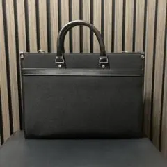 Item thumbnail for item 4e8a7db8-4fa5-4918-ab8f-daa6e006d262