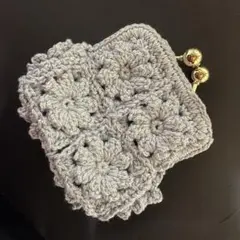 花モチーフ がま口ポーチ　ハンドメイド